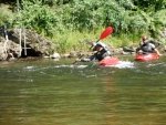 JIZERA - Kajaková škola, Super počasí, báječná voda a intenzivní výuka. Takže tu máme opět pár nových kajakářů... a navíc je musíme pochválit! - fotografie 14