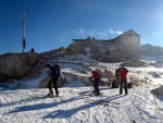 DACHSTIEN VRCHOL NA SKIALPECH 2011, Široko spektrální skialpová akce, parádní počasí, kvanta sněhu a pohodový tým. Fotky z vrcholu hovoří za vše... - fotografie 35