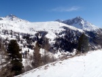 SKIALP ARNA RIEDINGTAL, Sluncem zalit arna s tvrdm podkladem umonila dv skvl try. Vichni jsme uili pardn vkend na skialpech. - fotografie 11