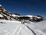 SILVRETTA - OPRAVDOVÝ SKIALPINISTICKÝ RÁJ - 2011, Čtyři dny ve sluncem zalitých horách. Pochvala všem účastníkům za pohodu a super výkony. Odpolední siesta byla vždy odměnou za ranní vstávání... - fotografie 15