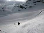 SILVRETTA - OPRAVDOVÝ SKIALPINISTICKÝ RÁJ - 2011, Čtyři dny ve sluncem zalitých horách. Pochvala všem účastníkům za pohodu a super výkony. Odpolední siesta byla vždy odměnou za ranní vstávání... - fotografie 74
