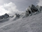 SILVRETTA - OPRAVDOVÝ SKIALPINISTICKÝ RÁJ - 2011, Čtyři dny ve sluncem zalitých horách. Pochvala všem účastníkům za pohodu a super výkony. Odpolední siesta byla vždy odměnou za ranní vstávání... - fotografie 82