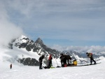 SILVRETTA - OPRAVDOVÝ SKIALPINISTICKÝ RÁJ - 2011, Čtyři dny ve sluncem zalitých horách. Pochvala všem účastníkům za pohodu a super výkony. Odpolední siesta byla vždy odměnou za ranní vstávání... - fotografie 115