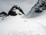 SILVRETTA - OPRAVDOVÝ SKIALPINISTICKÝ RÁJ - 2011, Čtyři dny ve sluncem zalitých horách. Pochvala všem účastníkům za pohodu a super výkony. Odpolední siesta byla vždy odměnou za ranní vstávání... - fotografie 116