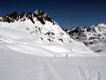 SILVRETTA - OPRAVDOVÝ SKIALPINISTICKÝ RÁJ - 2011, Čtyři dny ve sluncem zalitých horách. Pochvala všem účastníkům za pohodu a super výkony. Odpolední siesta byla vždy odměnou za ranní vstávání... - fotografie 189