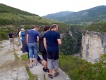 RAFTING EXPEDICE DO ALBÁNIE 2011, Daleká a exotická země nás opět přijala vlídně s překrásnou přírodou a dobrým počasím. Vodáckých zážitků bylo hojně, stejně jako gurmánských a cestovatelských. Příjemnou partu ještě vylepšila Danina k - fotografie 227