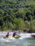 RAFTING EXPEDICE DO ALBÁNIE 2011, Daleká a exotická země nás opět přijala vlídně s překrásnou přírodou a dobrým počasím. Vodáckých zážitků bylo hojně, stejně jako gurmánských a cestovatelských. Příjemnou partu ještě vylepšila Danina k - fotografie 522