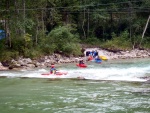 KAJAK KEMP SALZA 2010, Par�dn� posun v technice j�zdy, skv�l� po�as� a rozmanit� voda. V�ichni si to mysl�m u�ili dosytosti. - fotografie 17
