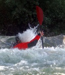 KAJAK KEMP SALZA 2011, Parádní parta, rostoucí voda a taky výkony účastníků. Myslím že to byl skvělej kemp. Všechny zdraví Venca a Sandál - fotografie 44