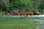 KAJAK KEMP SALZA 2011, Parádní parta, rostoucí voda a taky výkony účastníků. Myslím že to byl skvělej kemp. Všechny zdraví Venca a Sandál - fotografie 86