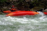 KAJAK KEMP SALZA 2011, Parádní parta, rostoucí voda a taky výkony účastníků. Myslím že to byl skvělej kemp. Všechny zdraví Venca a Sandál - fotografie 115