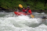 KAJAK KEMP SALZA 2011, Parádní parta, rostoucí voda a taky výkony účastníků. Myslím že to byl skvělej kemp. Všechny zdraví Venca a Sandál - fotografie 120