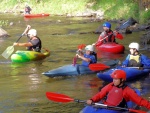 Kajaková škola Jizera 3.-4. září 2011, Nádherné počasí a víkend strávený v nádherném místě při nádherném sportu, to je prostě nádherný víkend... Všechny účastníky školy musíme pochválit, pokroky byly viditelně pro radost. - fotografie 38