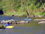 Kajaková škola Jizera 3.-4. září 2011, Nádherné počasí a víkend strávený v nádherném místě při nádherném sportu, to je prostě nádherný víkend... Všechny účastníky školy musíme pochválit, pokroky byly viditelně pro radost. - fotografie 53