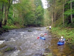 Kajaková škola Jizera 3.-4. září 2011, Nádherné počasí a víkend strávený v nádherném místě při nádherném sportu, to je prostě nádherný víkend... Všechny účastníky školy musíme pochválit, pokroky byly viditelně pro radost. - fotografie 92