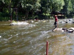 KAJAKOVÁ ŠKOLA HORNÍ JIZERA, Perfektní a pohodový tým padlerů :-) Škoda že nevyšla předpověd ohledně deště a tak jsme jen hoblovali Kamenici a Jizeru a pilovali techniku. Nezbývá mi než všechny účastníky pochválit. Mára - fotografie 49