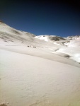SKIALPINISTICKÉ ELDORADO 1.-3.3.2013 - tentokrát slunečně prašanová orgie, Tak tohle bych vám všem přál zažít! Slunce, prašan, báječná parta, spousta legrace při sjezdech... prostě parádička - fotografie 226