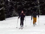 Skialpinistický víkend v Krkonoších Z Janských lázní přes Sněžku do Janských Lázní, Napadl sníh a tak jsme vyrazili do bílé stopy. Parádní víkend, sjela se báječná parta tak jen té mlhy mohlo být trochu méně Krakonoši :-) - fotografie 32