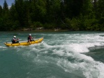 RAFTING ZA VINETUEM - V�b�r n�dhern�ch �ek balk�nu, Leto�n� lehk� nad stavy vytvo�ili n�dhernou kulisu t�chto par�dn�ch �ek... Kdo zn�, ten v�, a kdo nezn�... a� pozn�.. - fotografie 8