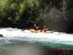 RAFTING ZA VINETUEM - V�b�r n�dhern�ch �ek balk�nu, Leto�n� lehk� nad stavy vytvo�ili n�dhernou kulisu t�chto par�dn�ch �ek... Kdo zn�, ten v�, a kdo nezn�... a� pozn�.. - fotografie 20