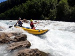 RAFTING VE FRANCII NA YUKONECH, Moc hezk� akce na b�je�n�ch �ek�ch. Po�as� p��lo, n�lada dobr� a �eky a p��roda v�e n�dhern�... - fotografie 39