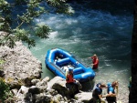 RAFTING VE FRANCII NA YUKONECH, Moc hezk� akce na b�je�n�ch �ek�ch. Po�as� p��lo, n�lada dobr� a �eky a p��roda v�e n�dhern�... - fotografie 43
