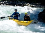 RAFTING VE FRANCII NA YUKONECH, Moc hezk� akce na b�je�n�ch �ek�ch. Po�as� p��lo, n�lada dobr� a �eky a p��roda v�e n�dhern�... - fotografie 63
