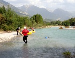 RAFTING VE FRANCII NA YUKONECH, Moc hezk� akce na b�je�n�ch �ek�ch. Po�as� p��lo, n�lada dobr� a �eky a p��roda v�e n�dhern�... - fotografie 92