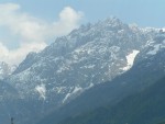 Perly alpskch ek - kvten 2006, Jeden z nejoblbenjch raftovch zjezd do Rakouska a Slovinska opt nezklamal. Krsn poas, tuln kemp a tyrkysov, kilov ist voda s kulisou vpencovch tt Alp. - fotografie 132