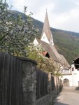 Perly alpskch ek - kvten 2006, Jeden z nejoblbenjch raftovch zjezd do Rakouska a Slovinska opt nezklamal. Krsn poas, tuln kemp a tyrkysov, kilov ist voda s kulisou vpencovch tt Alp. - fotografie 134