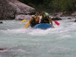 Perly alpskch ek - kvten 2006, Jeden z nejoblbenjch raftovch zjezd do Rakouska a Slovinska opt nezklamal. Krsn poas, tuln kemp a tyrkysov, kilov ist voda s kulisou vpencovch tt Alp. - fotografie 278