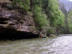 Rafting v Totes Gebirge, Lehčí raftingová akce na dvou hezkých řekách. Po sobotním sluníčky sice zapršelo, ale větší voda na Steyru byla všemi jednoznačně přivítána... - fotografie 22
