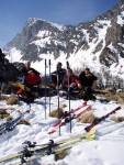 SKIALP ARENA NZK TAURY, Tentokrt jsme se vrtili do Nzkych Taur, kde na ns ekalo fantastick poas a dostatek snhu. Odmnou byly pekrsn vhledy z vrchol a nezapomenuteln sjezdy. A parta byla skvl... Dky Alpono - fotografie 18
