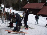 SKIALP ARÉNA ROHÁČE - Velikonoční skialpy, Výborné sněhové podmínky, nádherné výhledy, nově zrekonstruovaná Žiarská chata, uvítací drinky v Rožnově, jednička lavinovka a báječná parta. No co dodat, zkrátky super akce. Díky Tatronoši.... - fotografie 203