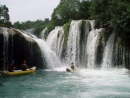 Foto 1: RAFTING ZA VINETUEM: S�va, Una, Mre�nica, Zrmanja a Schwarza - vod�ck� akce na YUKONECH do Bosny, Chorvatska a Slovinska